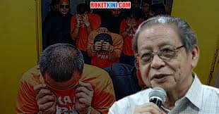 Ahli parlimen pasir gudang berpendapat semua pemimpin perlu merujuk kepada parti supaya bila berkhidmat di dalam kerajaan ia tidak akan. Datuk Seri Mohamed Khaled Nordin Roketkini Com