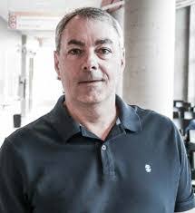 Robert Bingle's Instagram, Twitter & Facebook