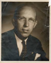 Can anyone clean this up for me? The only 3 generation picture I'll ever  have