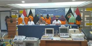 Mtp miferpriston,gugurkan kandungan di klinik atau hospital swasta,ubat yang boleh gugur janin,obat gugurkan kehamilan 5minggu, cara penggunaan pil cytotec misopristol, gugurkan kandungan di klinik swasta,pil gugurkandungan 3bulan,harga pil pfizer di farmasi,bagaimana ingin mendapat kan. Gugurkan 100 Janin Sejak 2016 Ini Fakta Klinik Aborsi Yang Terbongkar Di Pandeglang Merdeka Com