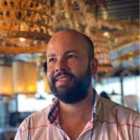 50+ perfiles de «Jose Mendiola»