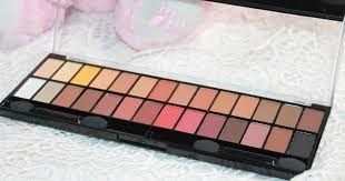 палетка теней Makeup Revolution Re Loaded Palette Velvet Rose Paleta De Sombras Belle Angel Eyeshadow Beauty