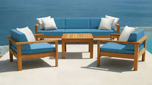 Season's four has been a staple of boston for the largest assortment of quality outdoor patio and. Boston S Best Places For Outdoor Furniture Cbs Boston