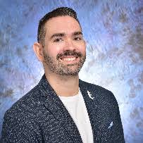 Toby Greenberg's Instagram, Twitter & Facebook