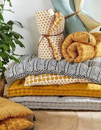 Soldes La Redoute Interieurs Hiver 2020 35 Pieces Qui Nous Font Craquer Elle Decoration Matelas De Sol Matelas De Sol Capitonne Matelas