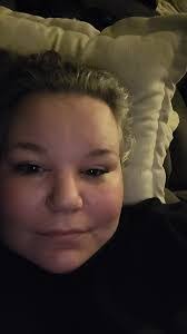 Kaitlyn Holt's Instagram, Twitter & Facebook