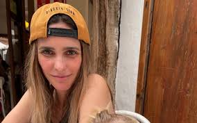 Rodrigo Hilbert se derrete por Fernanda Lima e a filha Maria Manoela em  novo clique