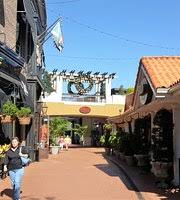 Two adjacent plazas, the regent village and the saltmills plaza, are the center of most activity. International Plaza Mall Picture Of International Plaza And Bay Street Tampa Tripadvisor