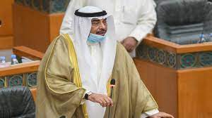 وأعلن الديوان الأميري الكويتي في بيان رسمي، في وقت سابق الثلاثاء، عبر التلفزيون الرسمي الكويتي، وفاة الشيخ صباح الأحمد الجابر الصباح، عن عمر يناهز 91 عاما. Ø±Ø¦ÙŠØ³ Ù…Ø¬Ù„Ø³ Ø§Ù„ÙˆØ²Ø±Ø§Ø¡ Ø§Ù„ÙƒÙˆÙŠØªÙŠ ÙŠÙ‚Ø¯Ù… Ø§Ø³ØªÙ‚Ø§Ù„Ø© Ø§Ù„Ø­ÙƒÙˆÙ…Ø© Ù„Ø£Ù…ÙŠØ± Ø§Ù„Ø¨Ù„Ø§Ø¯ Ø³ÙŠØ§Ø³Ø© Ø£Ø®Ø¨Ø§Ø± Ø§Ù„Ø¥Ù…Ø§Ø±Ø§Øª Ø§Ù„ÙŠÙˆÙ…