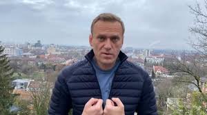 Alexej nawalny sitzt wegen eines umstrittenen gerichtsurteils im berüchtigten straflager im russischen pokrow ein. Nawalny Will Zuruck Nach Russland Ein Wiederganger Fordert Putin Heraus Tagesschau De