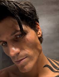 Bitta BTS from this shoot! Such a fun gig with an Epic team! It was fun  playing dress up for the day! Yew🤟🏽 @audible_au @wingboy_sydney  @ubereats_aus @maddy_macrae_ @citizenjanecasting @igniteeliteartists