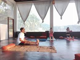 yoga teacher course
