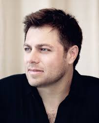 Tori & Dean: Inn Love" 9021---Home (TV Episode 2008)