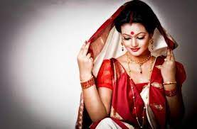 The bangladeshi wedding entertainment is as vital as the wedding itself. Traditional Red And White Saree Bengali Bride Bengali Saree Indian Bridal Dress