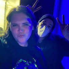 Erin Rau's Instagram, Twitter & Facebook