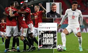 Alles zum verein manchester utd. Oliver Holt Man Utd Are Title Contenders Next Season And Ole Must Win A Trophy Or He Ll Be Out Daily Mail Online