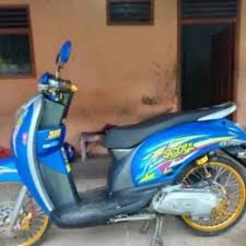 40 foto gambar modifikasi scoopy thailook simple. Jual Striping Scoopy Karbu Di Bogor Harga Terbaru 2021