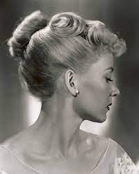 Film Noir Photos Tracking With Closeups Gloria Grahame Hollywood Hair Gloria Grahame Old Hollywood Hair