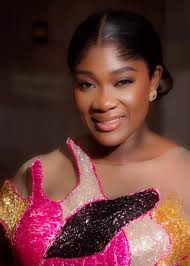 Beautiful Nollywood Actress Real Esin she is looking stunning and gorgeous  le's show her love ♥️♥️♥️