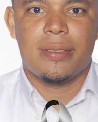 ACUERDO DE DUELO El Movimiento Liberal Vamos Honduras liderado por el Ing.  Salvador Nasralla, ante el sensible fallecimiento de quien en vida fue:  DENIS BONILLA (QDDG) CONSIDERANDO: Que en el municipio de