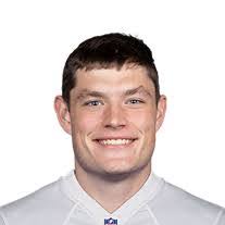 Ethan Evans's Instagram, Twitter & Facebook