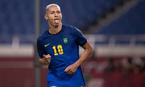 Richarlison spots young fan outside his home, takes a shirt out and signs it for him. We Need To Avoid Making Mistakes Against Egypt Says Richarlison