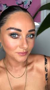 Lydia Coyle's Instagram, Twitter & Facebook