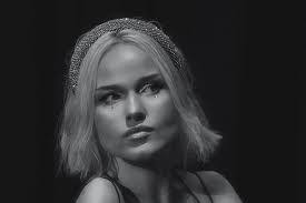 Megan Gill's Instagram, Twitter & Facebook