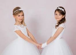 Finden sie ihr perfekte brautkleid bei uns. Brautmoden Kommunionkleider Taufkleider Brautkontor