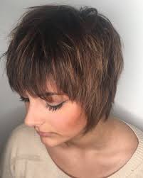 Top 25 Short Shag Haircuts To Get In 2020 Short Choppy Hair Short Shaggy Haircuts Short Shag Haircuts