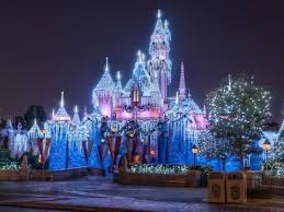 Immerse yourself this christmas spirit with a 3 days 2 nights festive staycation in the resorts. Disneyland Christmas Decorations Night Youtube