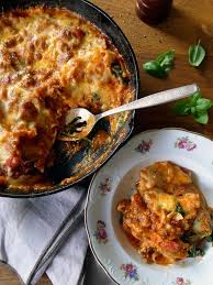 You won't be running out of dinner ideas for a while. 50 Quick And Easy Ground Beef Recipes Food Network Canada