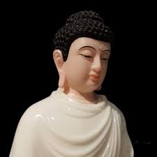 Tượng Thích Ca Tĩnh Tâm Ngồi Đài Sen Đế Bát Giác Mầu Trắng Da Hồng Bằng Bột  Đá, Cao 48cm