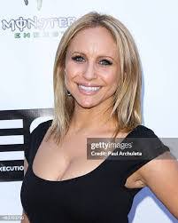 Alexis Brandt's Instagram, Twitter & Facebook