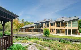 Originally a luxury that only the wealthy could afford, tatami gradually became more common and can now be found in virtually all traditional japanese homes. Luxury Homes For Sale In Japan Jamesedition