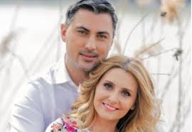 Designerul a fost surprins in ipostaze suspecte alaturi de o femeie misterioasa. Alina Sorescu Face Primele DeclaraÈ›ii Despre Posibilul DivorÈ› Dintre Ea È™i Alexandru Ciucu Yve Ro