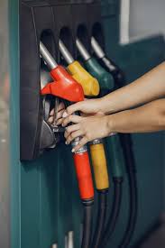 Fuel Cards For Small Businesses Mummy Fever In 2020 Alternative Fuel Petrol Station Combustion Engine