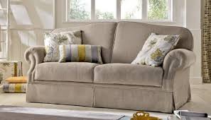I nostri divani a 2 posti sono soluzioni di arredo uniche, disponibili in moltissime varianti, tutte caratterizzate da alta qualità e comfort. Divano Letto Country