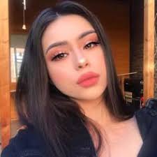 Amy Hewitt (amyhewitt188)