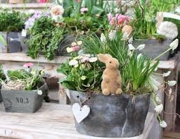 Pin Von Mauk Gartenwelt Auf Fruhlingsdekoration Fruhlingsschalen Osterdekoration Osterschalen Ostergesteck Fruhlingsblumen Pflanzen Fruhlingsblumen Fruhlings Dekoration