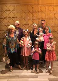 Lauren benavente — newton 06:02. Baby Joy Lauren Newton Welcomes Her Sixth Child New Idea Magazine