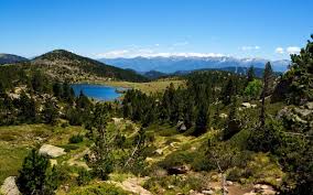 Le camping 3 étoiles à sorède dans les pyrénées orientales, les micocouliers vous accueille à partir du mois d'avril jusqu'au mois de septembre pour vous faire vivre des vacances relaxantes en camping à argelès sur mer pas cher, près de collioure et perpignan. Randonnee Pyrenees Orientales 5 Jours Randonnee Pyrenees Catalanes