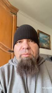 I think I just might be safe…, ., ., #helperartist #priceutahartist  #sketchbook #sketchart #sketching #lizardart #pencilart #pencilartist  #cuteart