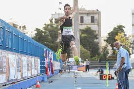 Της καλλιθέας ο μίλτος τεντόγλου (γσ κηφισιάς) φρόντισε να επιβεβαιώσει την αγωνιστική του δυναμική και παράλληλα την ετοιμότητα του ενόψει των ολυμπιακών αγώνων του τόκιο. Bnsports Gr Miltos Tentogloy Koryfaia Epidosh Gia To 2021 Peta3e Sta 8 60m Video