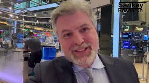 Historic Transitions in Global Oil