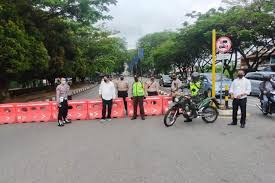 Maybe you would like to learn more about one of these? Ppkm Darurat Catat Titik Penyekatan Di Kota Padang