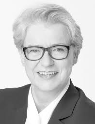 DAJANA HUMMEL: UNSERE FRISCH GEWÄHLTE EUROPA-KANDIDATIN