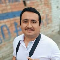 50+ perfiles de «Daniel Priego»