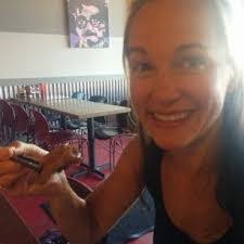 Colleen Parr's Instagram, Twitter & Facebook