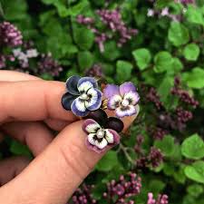 14k Gold Pansy Ring Purple Pansy Ring Vintage Pin Conversion Ring 14k Gold Flower Ring Enamel Pansy Ring Gold Flower Ring Jewelry Pretty Jewellery